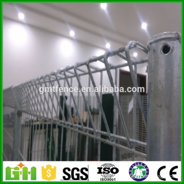 GM sans échantillon 2016 hot sale hot trepted galvanized roll top fence